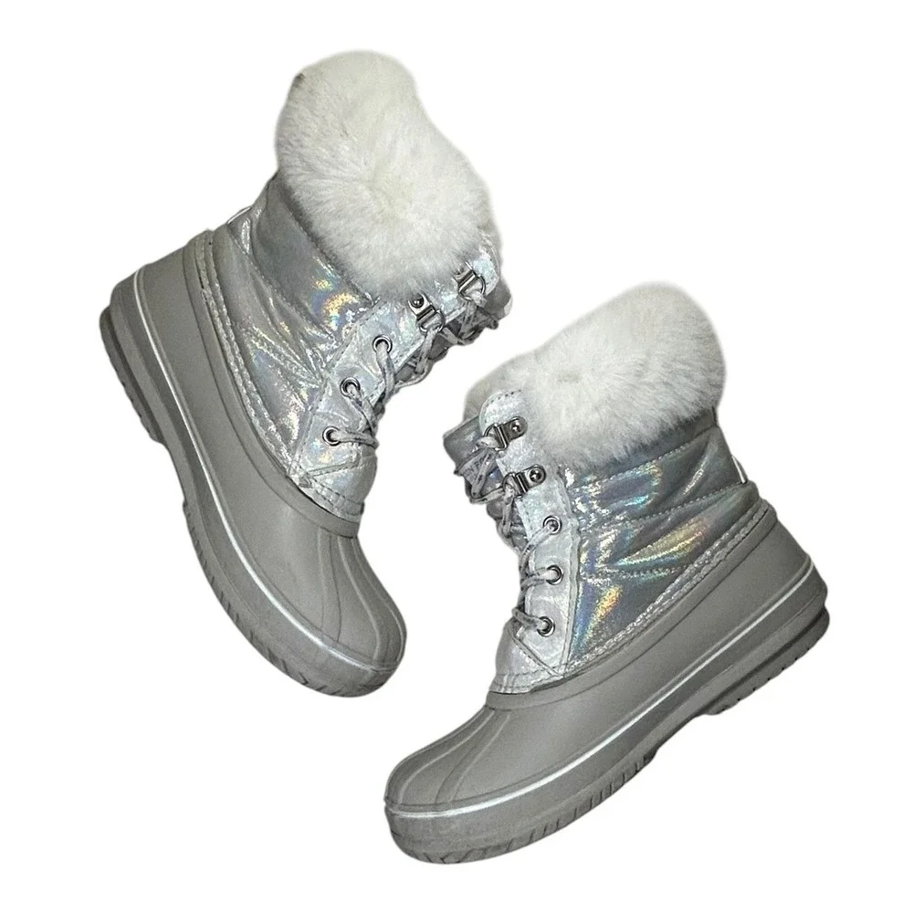 London Fog Bellcourt Kids Silver Iridescent Faux Fur Winter Duck Boots Size 3